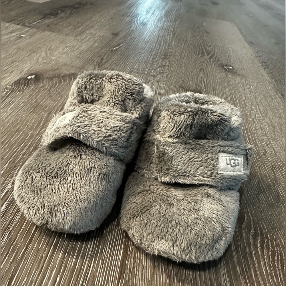 Toddler Ugg Slippers